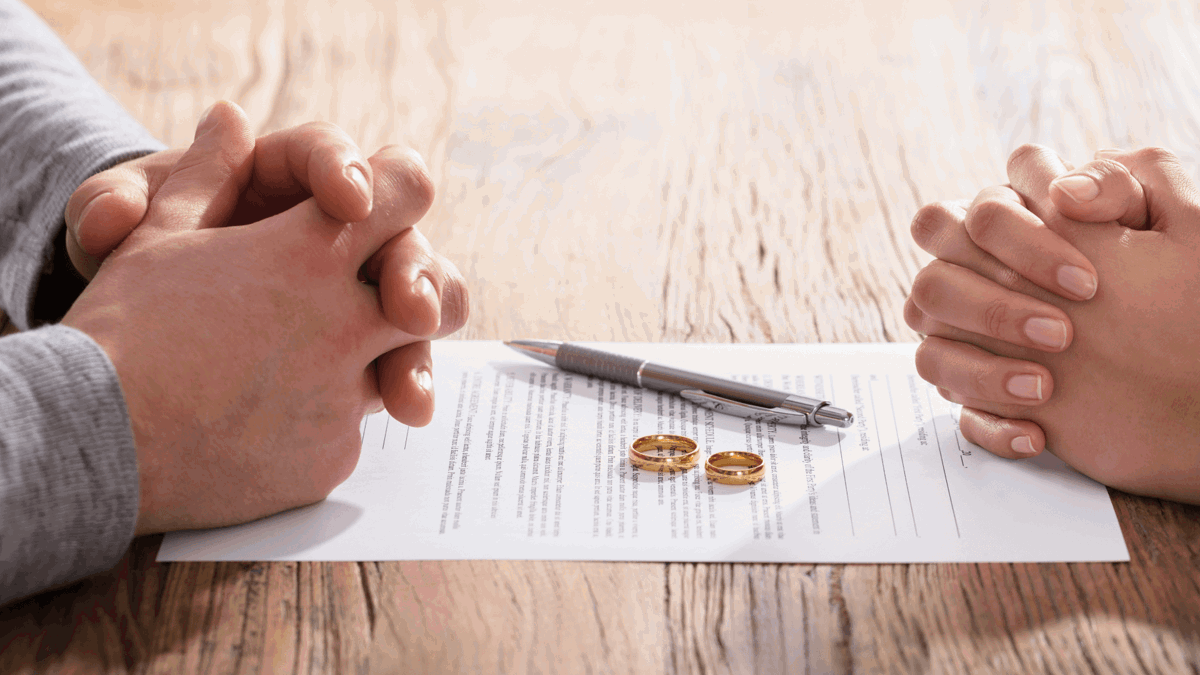 Divorce orders and divorce entitlement
